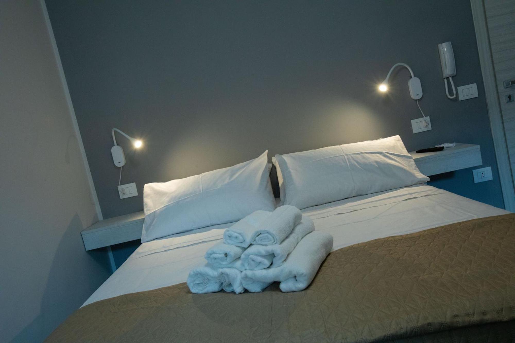 Al 54 Accommodation 산베네데토델트론토 외부 사진