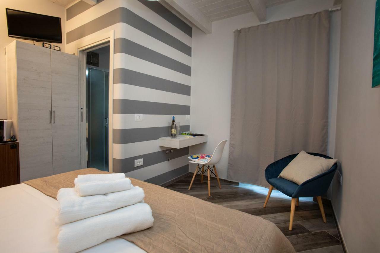 Al 54 Accommodation 산베네데토델트론토 외부 사진